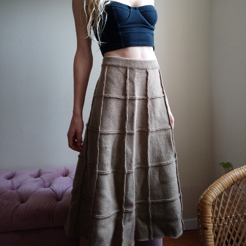 VINTAGE • 70s Wool Mushroom Brown Knit Grid Skirt - Picture 1 of 4